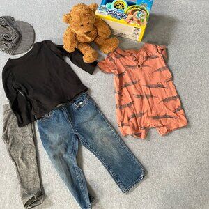 Boys Baby Clothing Fits 12-18 months Bubble Camera and Teddy Bear